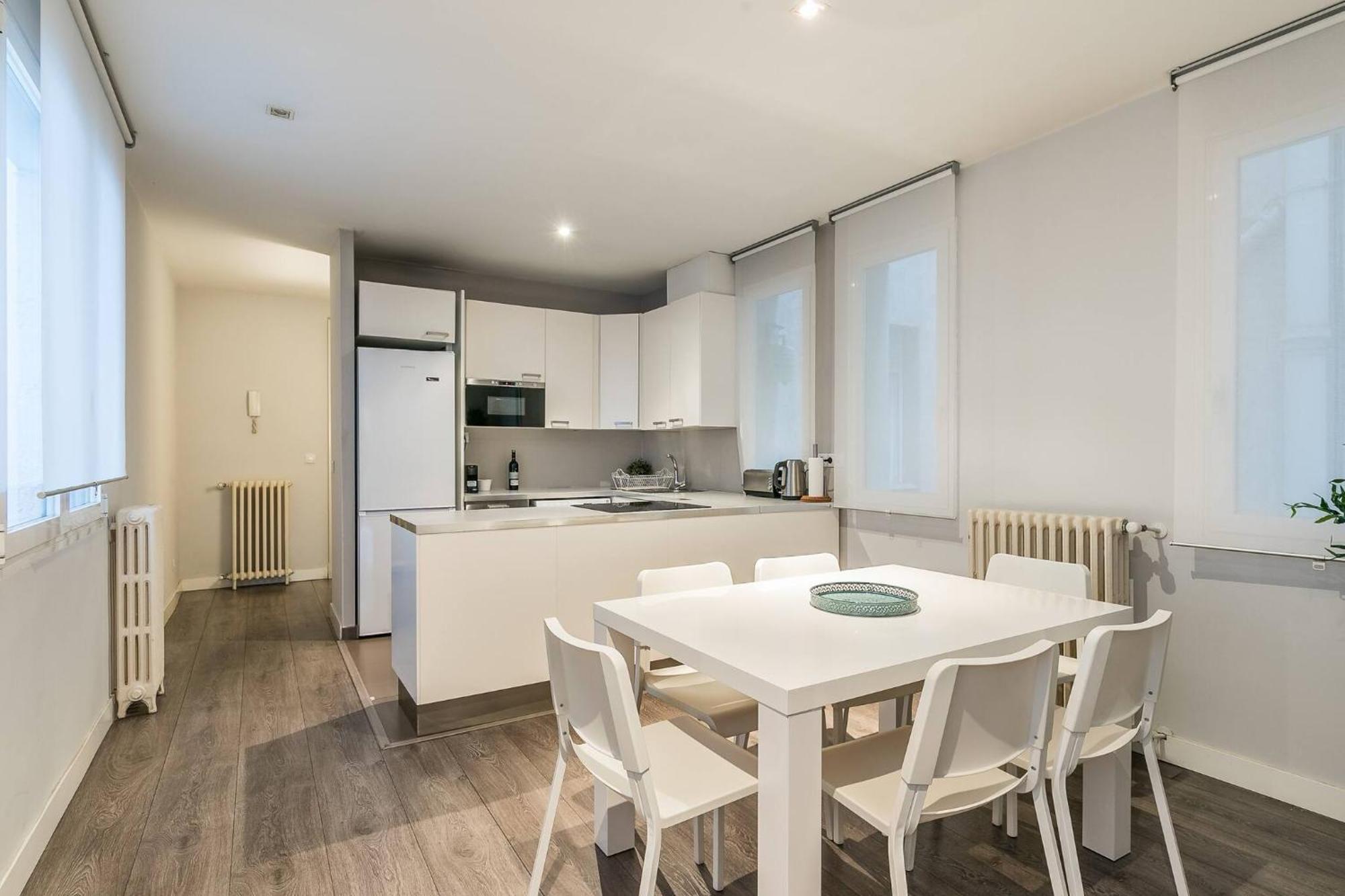 Castellana Suites Madryt Zewnętrze zdjęcie
